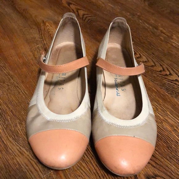 Hispanitas Flats ladies 8.5 Narrow - Picture 8 of 10